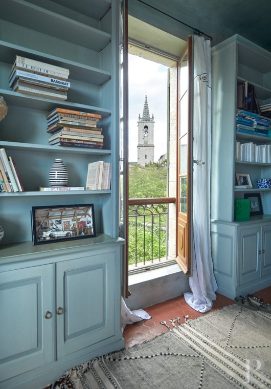 A traditional yet bold village house in the Alpes-de-Haute-Provence, to the south of Forcalquier - photo  n°28